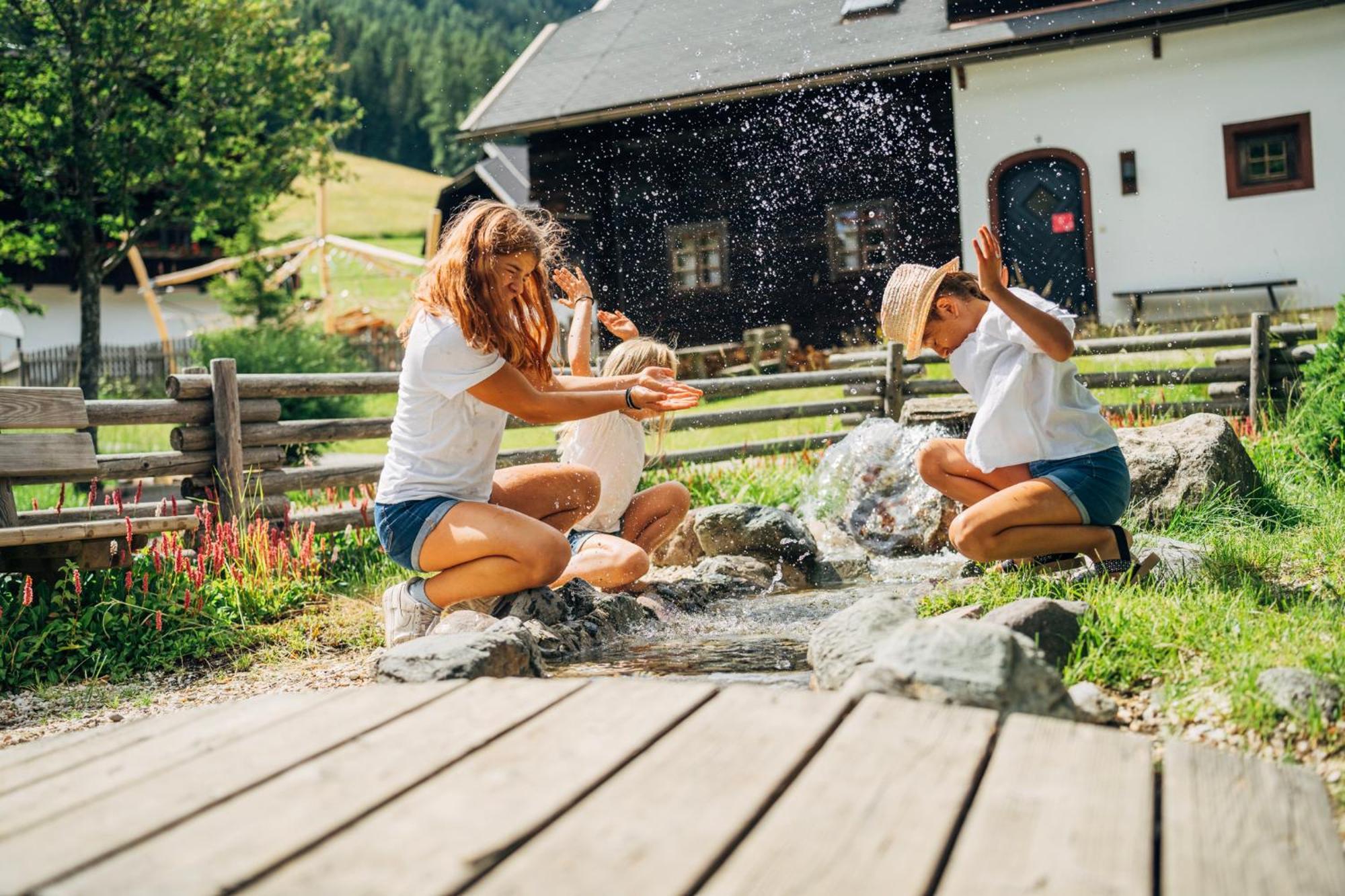Slow Travel Resort Kirchleitn Bad Kleinkirchheim Bagian luar foto
